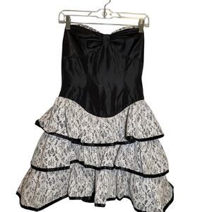 Vintage Betsey Johnson Strapless Lacy‎ Tiered Dress Gothic Lolita Sz 10